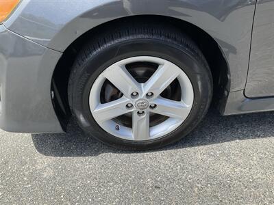 2013 Toyota Camry SE   - Photo 9 - Acton, MA 01720