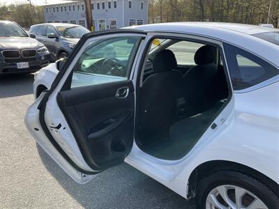 2019 Nissan Sentra SV   - Photo 14 - Acton, MA 01720