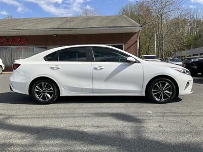 2023 Kia Forte LXS   - Photo 4 - Acton, MA 01720