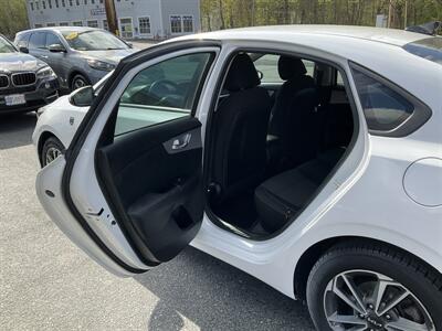 2023 Kia Forte LXS   - Photo 13 - Acton, MA 01720