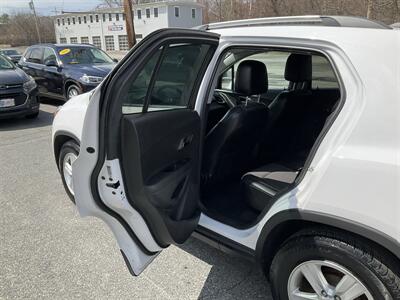 2020 Chevrolet Trax LT   - Photo 14 - Acton, MA 01720