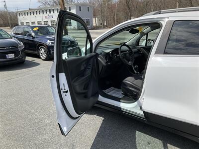 2020 Chevrolet Trax LT   - Photo 21 - Acton, MA 01720