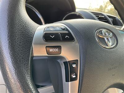 2013 Toyota Highlander Plus   - Photo 25 - Acton, MA 01720