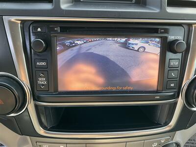 2013 Toyota Highlander Plus   - Photo 33 - Acton, MA 01720