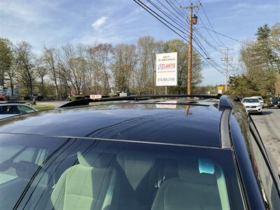 2013 Toyota Highlander Plus   - Photo 9 - Acton, MA 01720