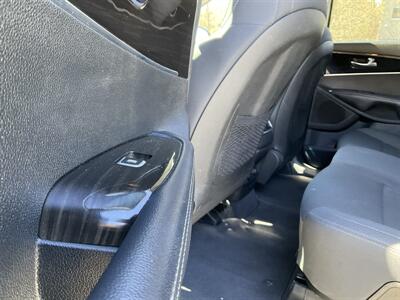 2020 Kia Sorento LX V6   - Photo 14 - Acton, MA 01720