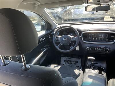 2020 Kia Sorento LX V6   - Photo 18 - Acton, MA 01720