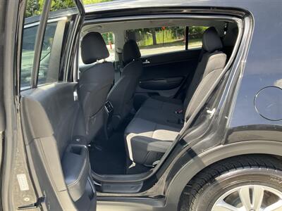 2017 Kia Sportage LX - Photo 12 - Acton, MA 01720