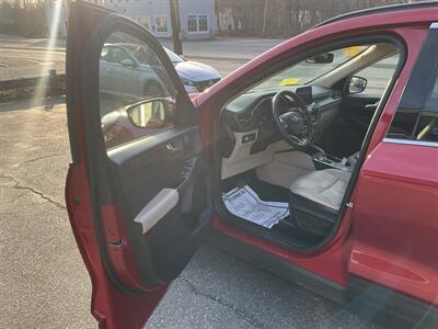 2020 Ford Escape Titanium   - Photo 21 - Acton, MA 01720