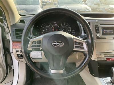 2012 Subaru Outback 2.5i Limited   - Photo 23 - Acton, MA 01720