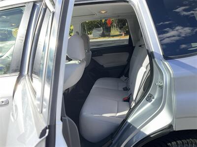 2015 Subaru Forester 2.5i Premium   - Photo 12 - Acton, MA 01720