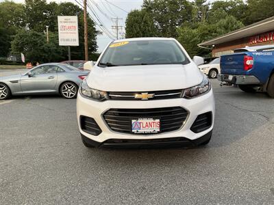 2021 Chevrolet Trax LS   - Photo 2 - Acton, MA 01720