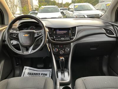 2021 Chevrolet Trax LS   - Photo 14 - Acton, MA 01720