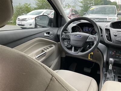 2017 Ford Escape SE - Photo 18 - Acton, MA 01720