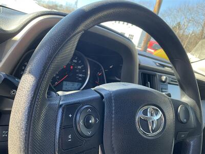 2013 Toyota RAV4 XLE   - Photo 21 - Acton, MA 01720