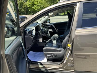 2015 Toyota RAV4 Limited - Photo 17 - Acton, MA 01720