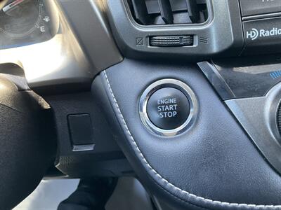 2015 Toyota RAV4 Limited - Photo 24 - Acton, MA 01720