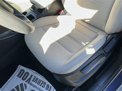 2017 Kia Sorento LX V6 - Photo 20 - Acton, MA 01720