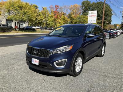 2017 Kia Sorento LX V6 - Photo 1 - Acton, MA 01720