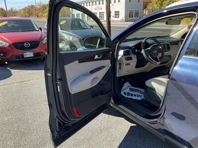 2017 Kia Sorento LX V6 - Photo 19 - Acton, MA 01720