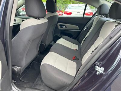 2015 Chevrolet Cruze LS Auto   - Photo 7 - Acton, MA 01720