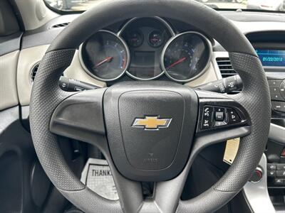 2015 Chevrolet Cruze LS Auto   - Photo 12 - Acton, MA 01720