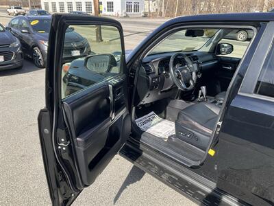 2016 Toyota 4Runner Trail Premium   - Photo 21 - Acton, MA 01720