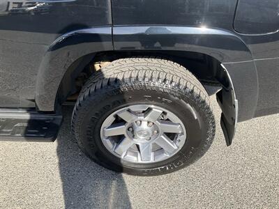 2016 Toyota 4Runner Trail Premium   - Photo 11 - Acton, MA 01720