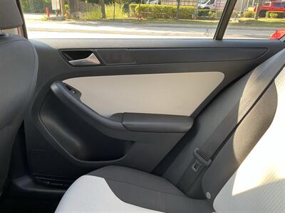 2015 Volkswagen Jetta S - Photo 16 - Acton, MA 01720