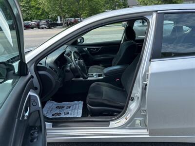 2015 Nissan Altima 2.5 SV   - Photo 11 - Acton, MA 01720