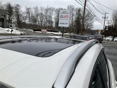 2019 Ford Escape Titanium   - Photo 9 - Acton, MA 01720