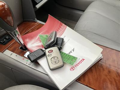 2009 Toyota Camry XLE V6 - Photo 16 - Acton, MA 01720