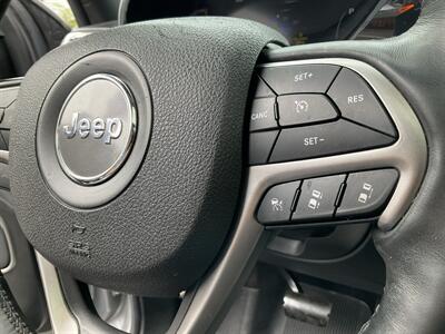 2018 Jeep Grand Cherokee Overland - Photo 27 - Acton, MA 01720