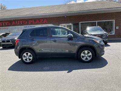 2020 Chevrolet Trax LS   - Photo 4 - Acton, MA 01720