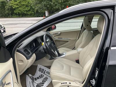 2015 Volvo V60 T5 Premier   - Photo 16 - Acton, MA 01720