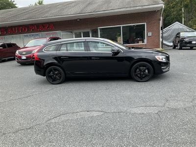 2015 Volvo V60 T5 Premier   - Photo 4 - Acton, MA 01720
