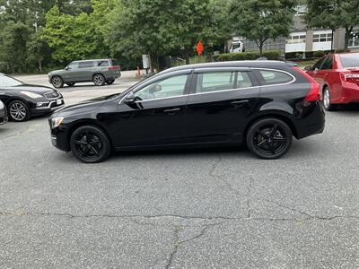 2015 Volvo V60 T5 Premier   - Photo 8 - Acton, MA 01720