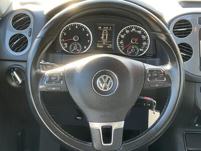 2015 Volkswagen Tiguan S 4Motion   - Photo 17 - Acton, MA 01720