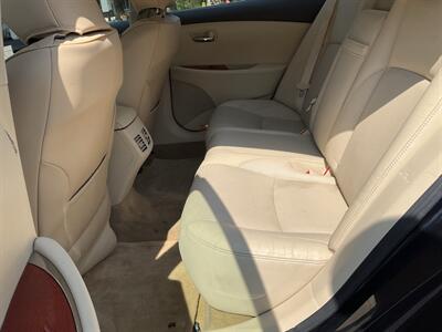 2010 Lexus ES 350 - Photo 13 - Acton, MA 01720