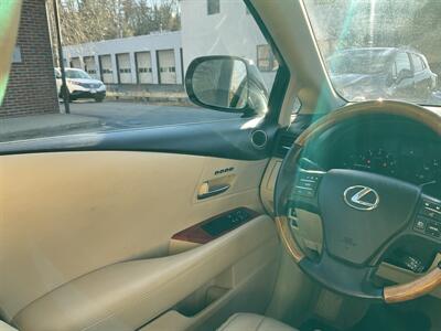 2010 Lexus RX 350   - Photo 16 - Acton, MA 01720
