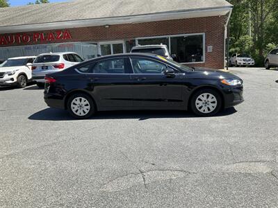 2020 Ford Fusion S - Photo 4 - Acton, MA 01720