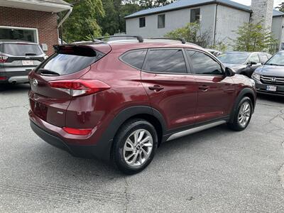 2017 Hyundai TUCSON SE - Photo 5 - Acton, MA 01720