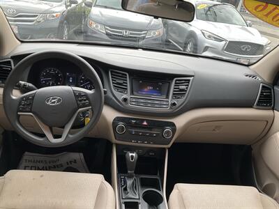 2017 Hyundai TUCSON SE - Photo 16 - Acton, MA 01720