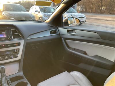 2015 Hyundai SONATA Sport 2.0T   - Photo 14 - Acton, MA 01720