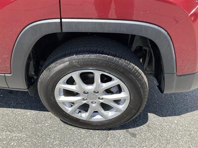 2016 Jeep Cherokee Latitude   - Photo 10 - Acton, MA 01720