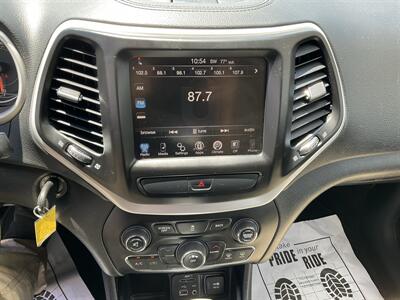 2016 Jeep Cherokee Latitude   - Photo 30 - Acton, MA 01720