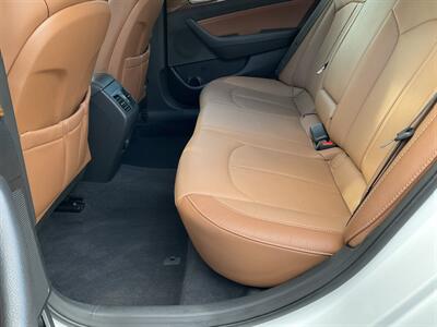 2015 Hyundai SONATA Limited - Photo 14 - Acton, MA 01720