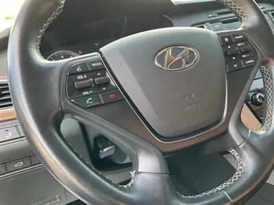 2015 Hyundai SONATA Limited - Photo 23 - Acton, MA 01720