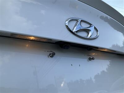 2015 Hyundai SONATA Limited - Photo 11 - Acton, MA 01720