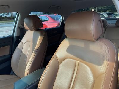 2015 Hyundai SONATA Limited - Photo 21 - Acton, MA 01720